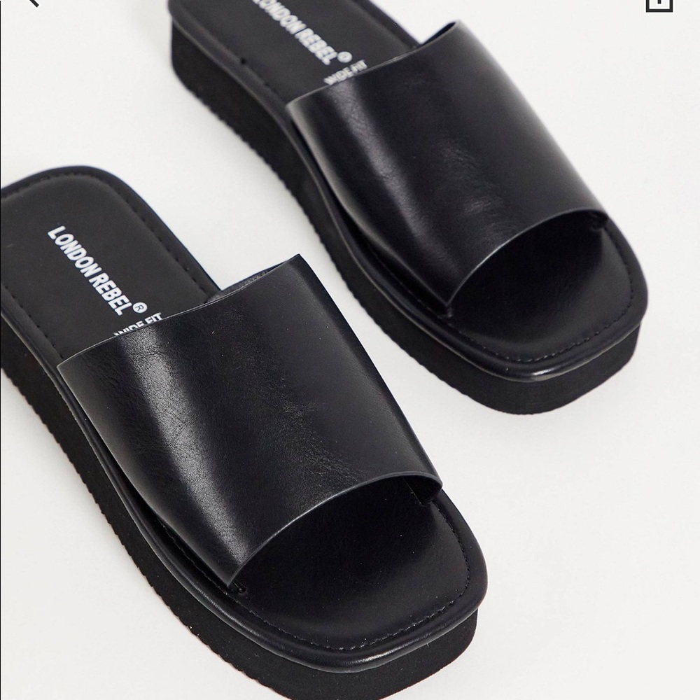 ASOS Wide Fit Flatform Nineties Sandals Square Toe in Black Size 8